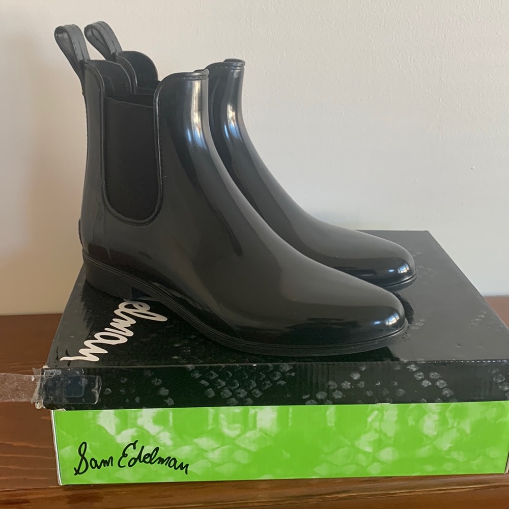 Sam Edelman Tinsley Rainboot - Size 10